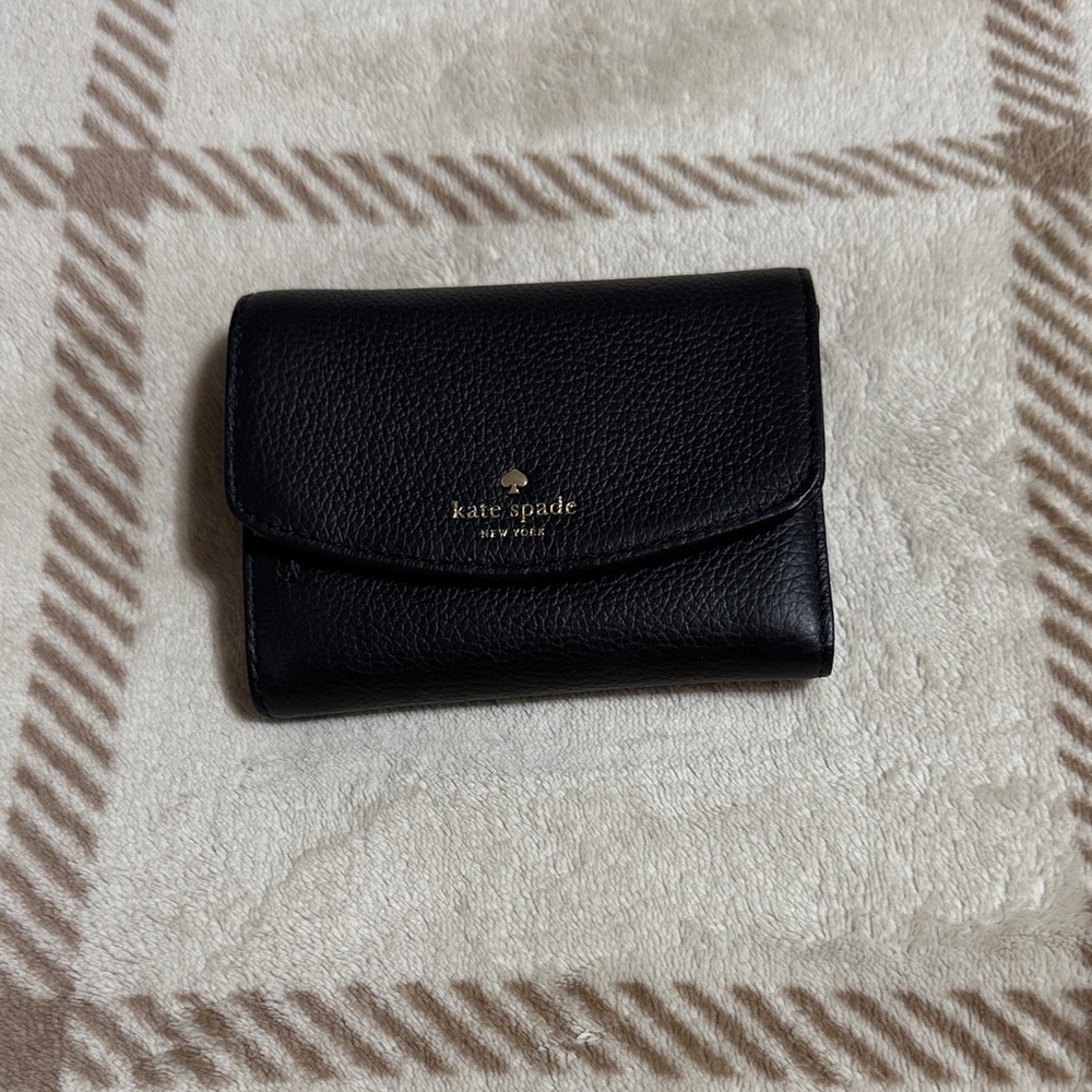 NWOT Kate Spade Black Pebbled Leather Wallet